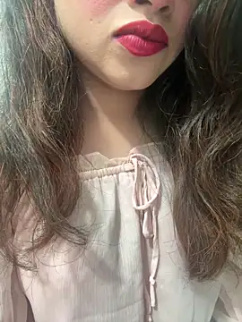 Yours riya11 online show from 06/12/26, 07:57