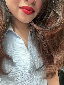 Yours riya11 online show from 06/22/26, 07:22