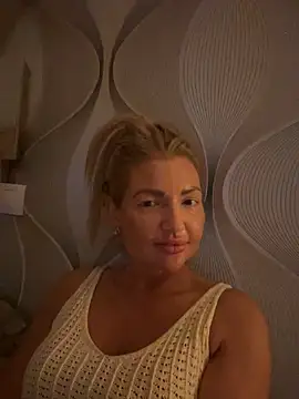 szexicicamica online show from 05/31/26, 07:15