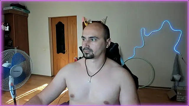 Snapshot of -SexyDaddy- chatting on 07/01/26, 01:56 -SexyDaddy- online show from 07/01/26, 01:56