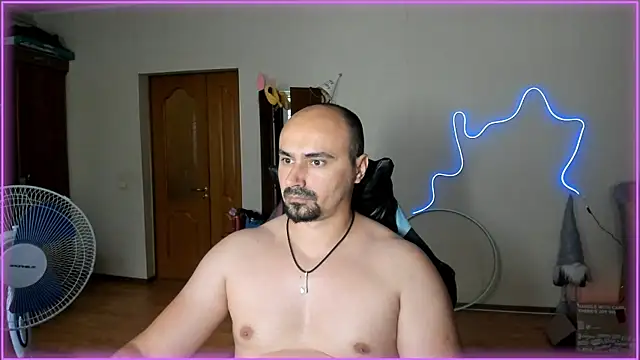 Snapshot of -SexyDaddy- chatting on 07/05/26, 10:22 -SexyDaddy- online show from 07/05/26, 10:22