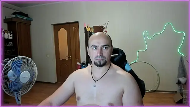 Snapshot of -SexyDaddy- chatting on 07/14/26, 04:28 -SexyDaddy- online show from 07/14/26, 04:28