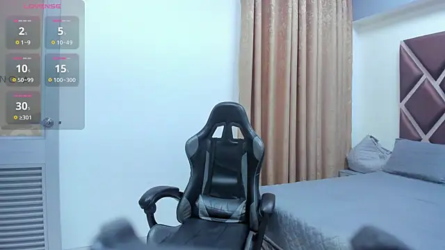 Ithan Hott online show from 07/15/26, 04:07