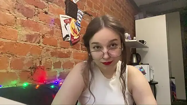 DaliLove online show from 05/31/26, 06:09