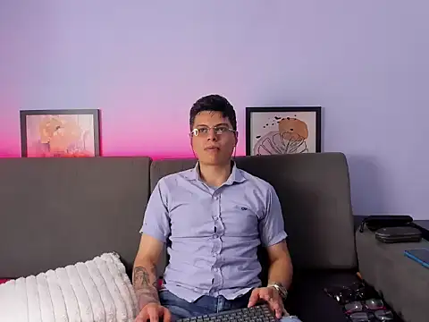 AquilesTaylor online show from 06/09/26, 12:50