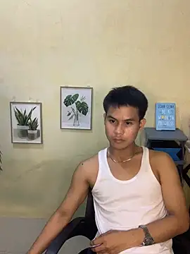 Asianboy 2000 online show from 05/31/26, 07:37