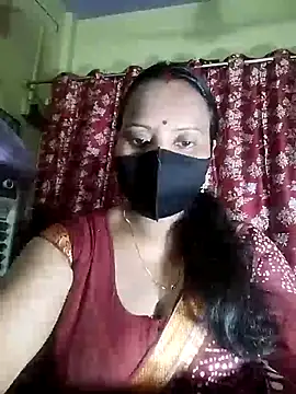 PRIYANKA 023 online show from 07/05/26, 04:03
