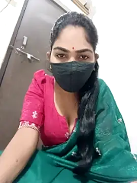 Snapshot of savita97567 chatting on 06/14/26, 02:24 savita97567 online show from 06/14/26, 02:24