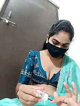 Snapshot of savita97567 chatting on 06/30/26, 02:51 savita97567 online show from 06/30/26, 02:51