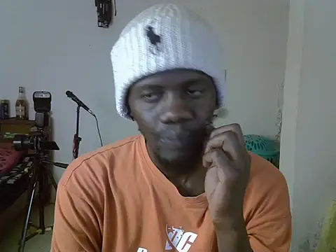 Thee Biggest online show from 06/09/26, 05:02