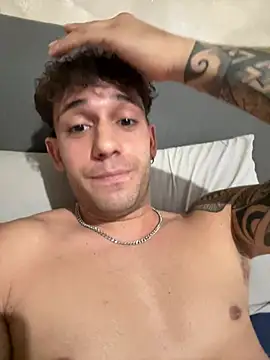 emanuel00220 online show from 06/04/26, 12:55