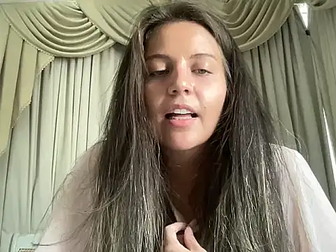 Peaches0777 online show from 05/31/26, 02:46