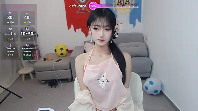 Lucya-a online show from 06/17/26, 02:18