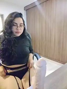 Roxxy Sade online show from 06/17/26, 12:02