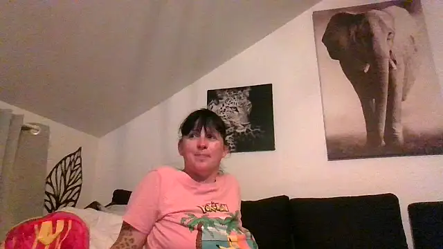 Snapshot of sexujuly88 chatting on 06/25/26, 09:08 sexujuly88 online show from 06/25/26, 09:08