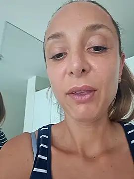 jasminelabeurette69 online show from 06/02/26, 01:35
