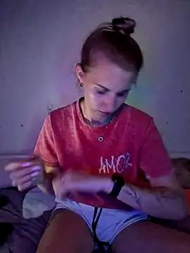 carolinaXlove online show from 06/25/26, 09:19