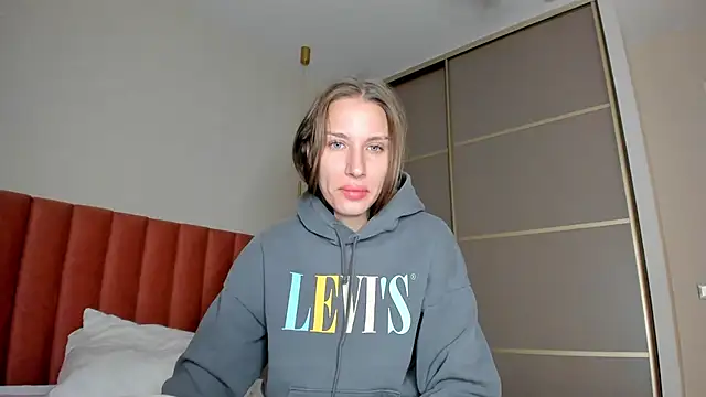 SofiClimbing online show from 12/22/24, 02:17