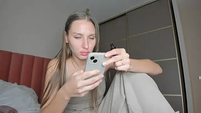 SofiClimbing online show from 12/30/24, 10:32