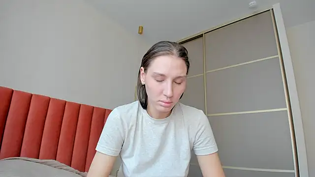 SofiClimbing online show from 03/17/25, 05:23