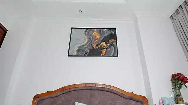 SofiClimbing online show from 10/06/25, 06:22