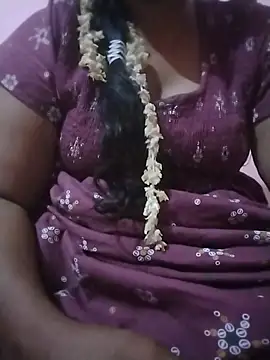 Snapshot of Tamilvalarmathi chatting on 07/08/26, 05:06 Tamilvalarmathi online show from 07/08/26, 05:06