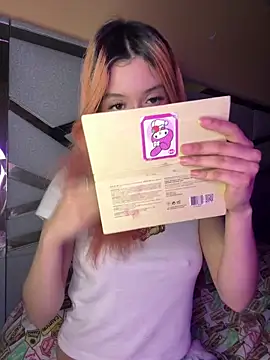 Nana-Komatsu online show from 06/29/26, 10:15