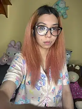 Nana-Komatsu online show from 07/04/26, 05:46