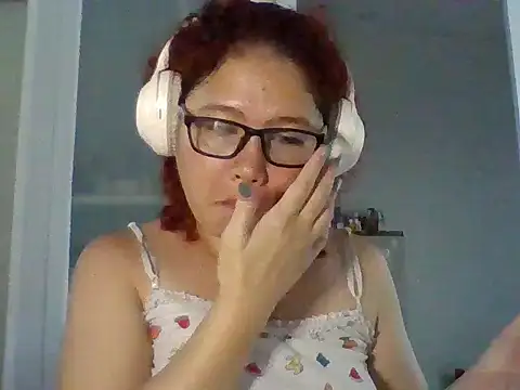 bitchychubby online show from 07/08/26, 01:43