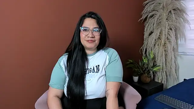 Ambar Monroe  online show from 06/02/26, 12:29