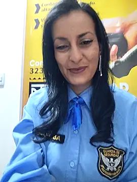 ALEJANDRA  28 online show from 06/17/26, 01:23