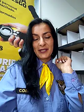 ALEJANDRA  28 online show from 07/16/26, 12:22