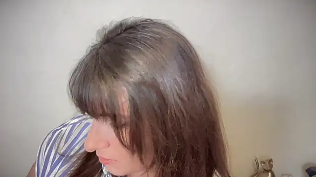 maddiliz online show from 02/26/25, 02:04