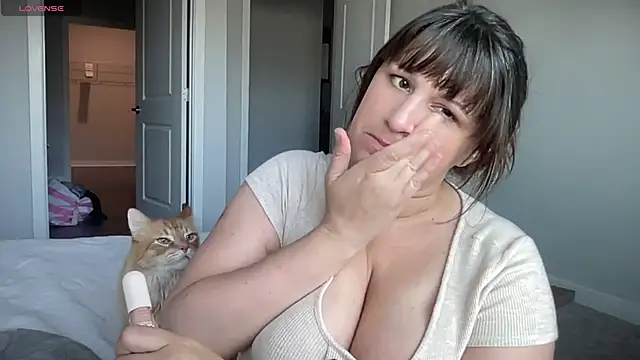 maddiliz online show from 03/08/25, 04:28