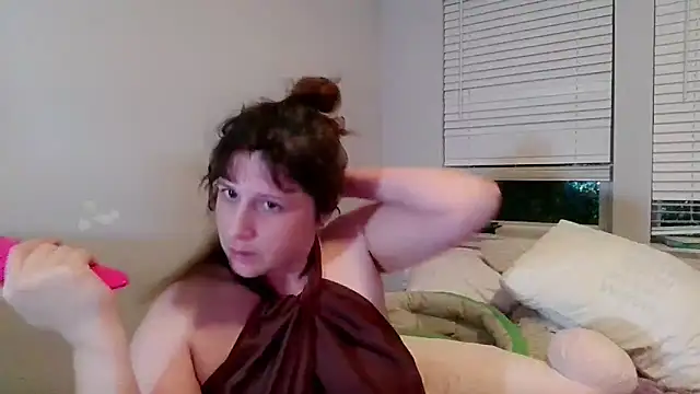 maddiliz online show from 02/22/26, 04:57