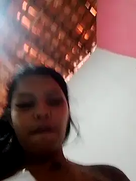 Snapshot of Silmara21 chatting on 06/15/26, 05:48 Silmara21 online show from 06/15/26, 05:48