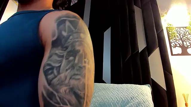 Justin WhiteJS online show from 06/14/26, 02:24