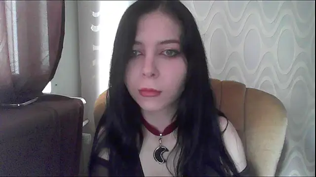 Snapshot of RileyTight chatting on 06/12/26, 08:13 RileyTight online show from 06/12/26, 08:13