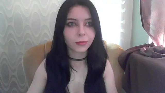 Snapshot of RileyTight chatting on 06/19/26, 08:29 RileyTight online show from 06/19/26, 08:29