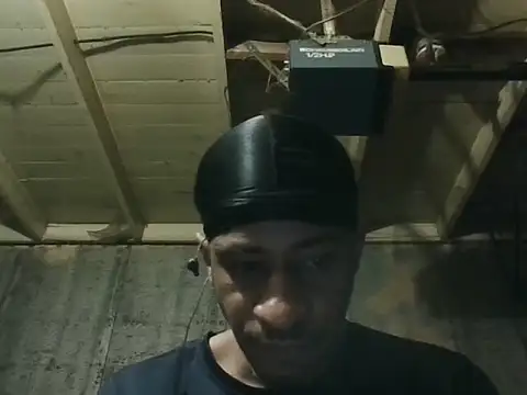 Snapshot of Leo99842 chatting on 07/01/26, 02:46 Leo99842 online show from 07/01/26, 02:46