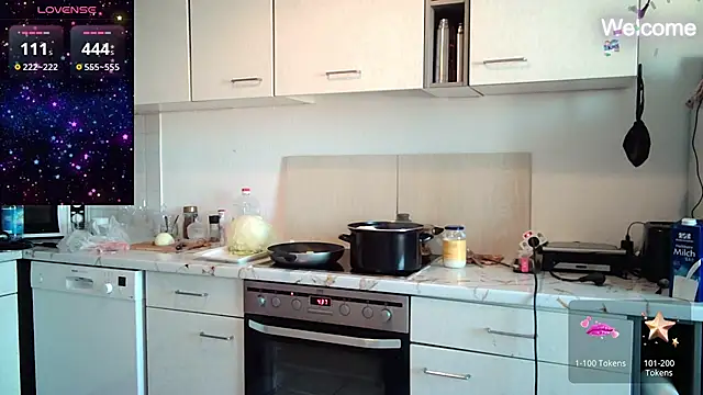 Yevgeshka-Milashka online show from 03/20/25, 06:30