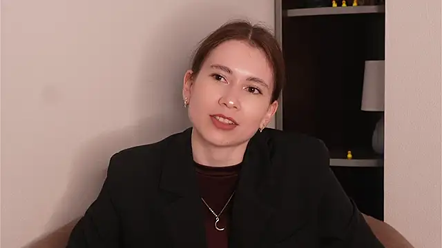 MaileMaslin online show from 06/02/26, 10:17