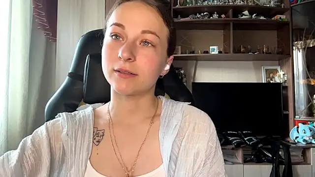 TaIliedGuest online show from 06/19/26, 03:22