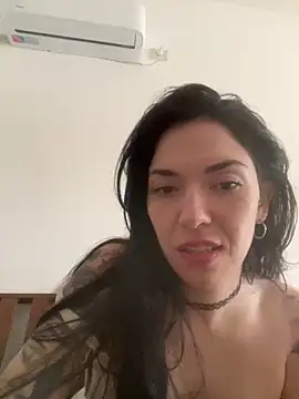 Laraasky online show from 06/02/26, 07:16