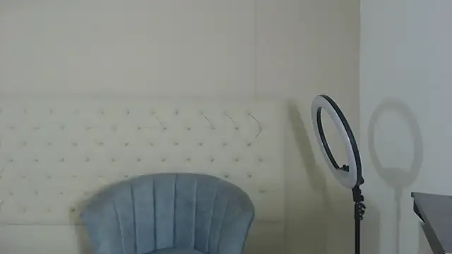Snapshot of alexa___11 chatting on 06/20/26, 12:30 alexa 11 online show from 06/20/26, 12:30