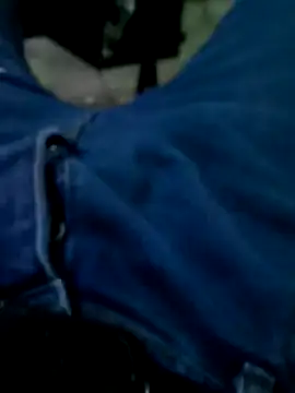 Snapshot of Singlemaleforcouples chatting on 12/13/24, 01:33 Singlemaleforcouples online show from 12/13/24, 01:33