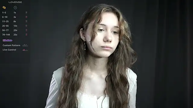 Snapshot of BellaTear chatting on 07/16/26, 07:14 BellaTear online show from 07/16/26, 07:14