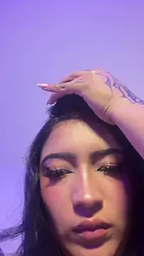 Snapshot of Nicolegh_ chatting on 06/15/26, 02:03 Nicolegh online show from 06/15/26, 02:03