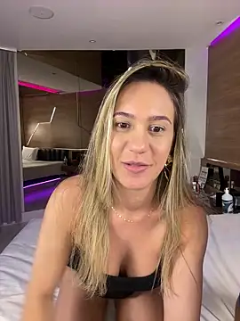 Snapshot of Betinhaalves chatting on 06/21/26, 05:54 Betinhaalves online show from 06/21/26, 05:54