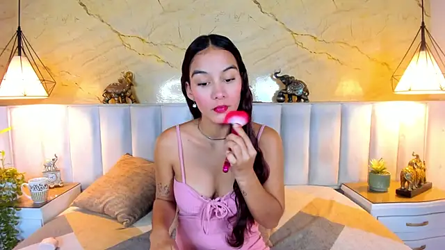 Snapshot of Natty_Mendez chatting on 07/18/26, 12:20 Natty Mendez online show from 07/18/26, 12:20